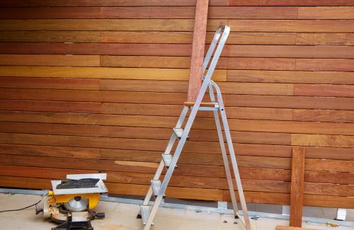 ipe wood fence installation carpenter table saw